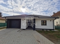 For sale family house Budapest XVI. district, 181m2