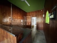 Nagybaracska Üzlethelyiség