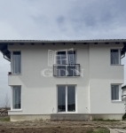 Mende Lakás (téglaépítésű)