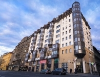 Budapest VI. kerület Lakás (csúsztatott zsalu)