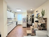 Budapest X. kerület Lakás (csúsztatott zsalu)