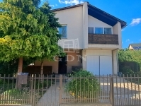 Vânzare casa familiala Balatonakarattya, 140m2
