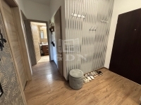 Komárom Lakás (téglaépítésű)