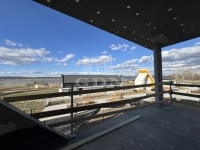 Gárdony Üzlethelyiség